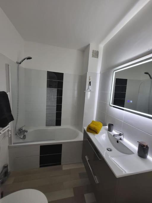 Studio "La Parenthese", A 50 Metres De La Plage 圣奇波尔垂克 外观 照片